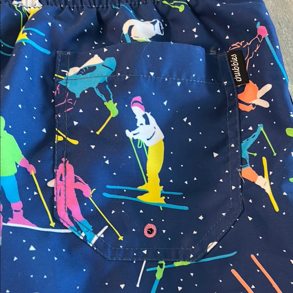 Chubbies Navy Ski Print Swim Shorts size XXL - Picture 4 of 6